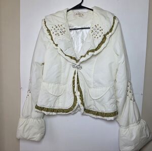 Puffer Off White Jacket Peter Pan Collar Bead Stones Velvet Trim Bell Sleeves